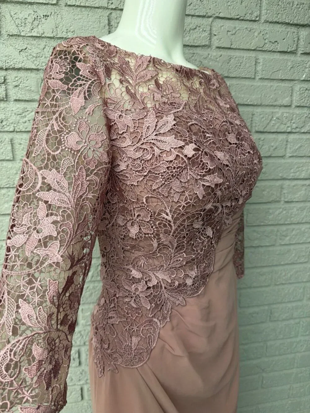 AW Bridal Zephyr Women Mauve Mist Lace Chiffon Mother of the Bridal Dress Size 8